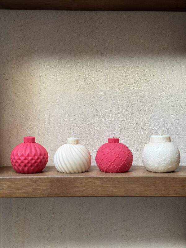 natural soy candle Christmas ornament jingle balls φυτικό κερί σόγια χριστούγεννα