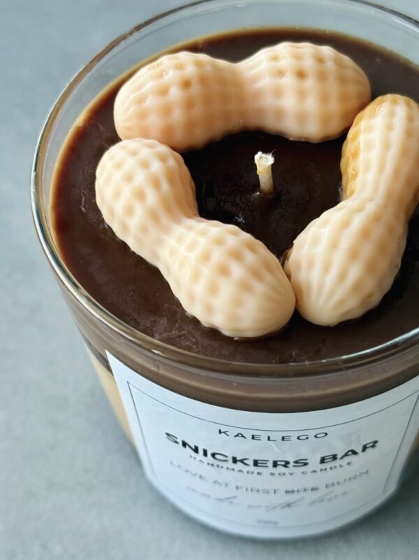 Soy wax jar container snickers peanuts peanutbutter scented handmade δοχείο κερί σόγια αρωματικό χειροποίητο σνικερς φυστικι φυστικοβούτυρο