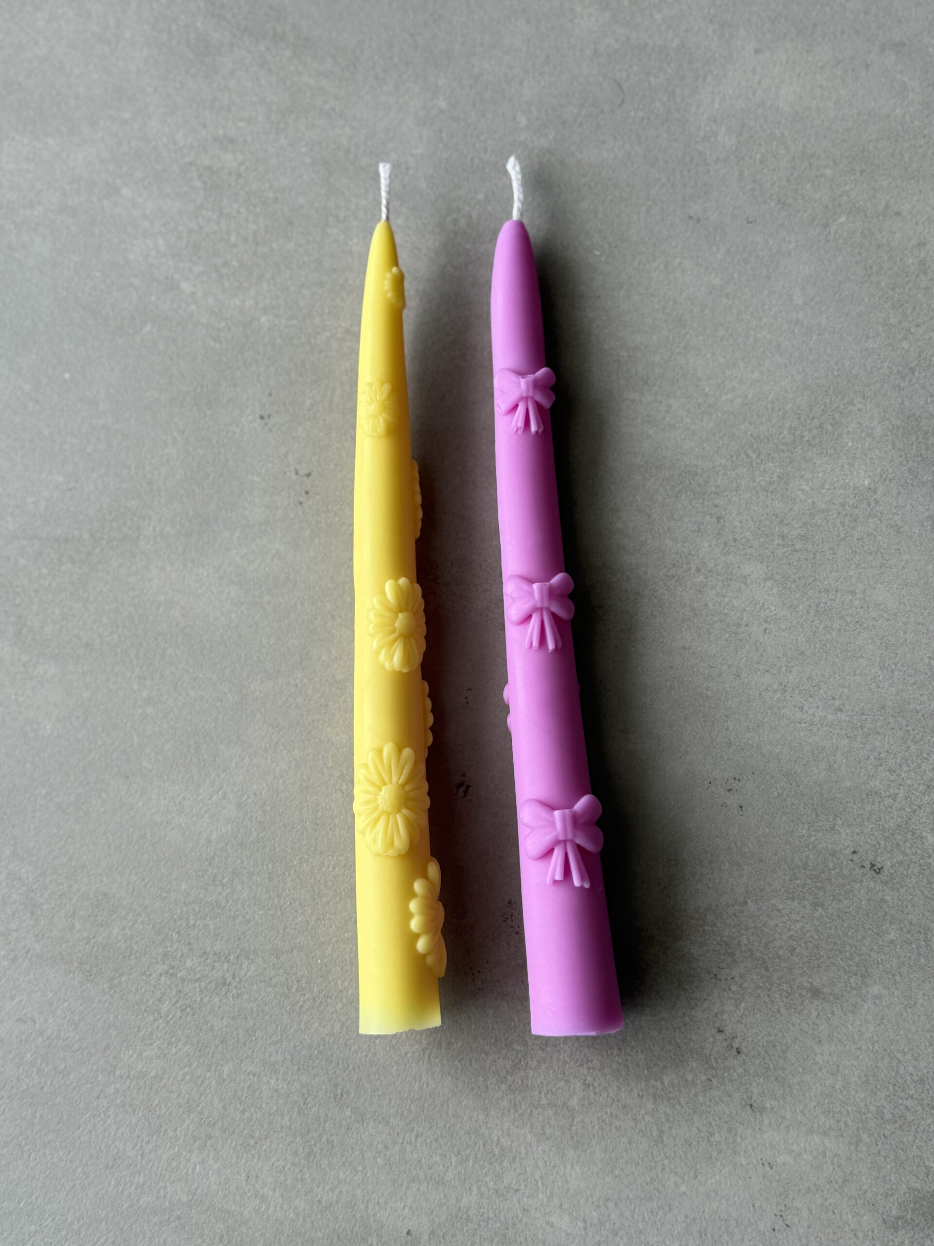 handmade lampada bows pink yellow sunflowers mini size easter mini bloom λαμπάδα μικρή μίνι φιογκοι ηλιοτρόπιο λουλούδι φυσικό κερί πάσχα σετ set